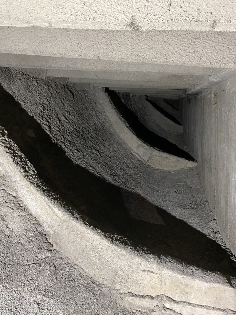 Intérieur de la coque de la chapelle